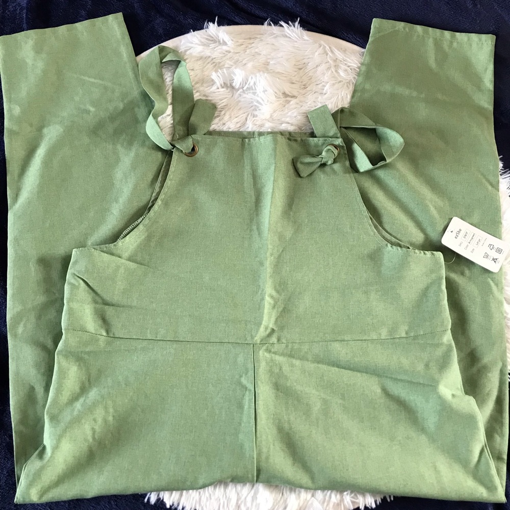 Ezshe Green Tied Overalls